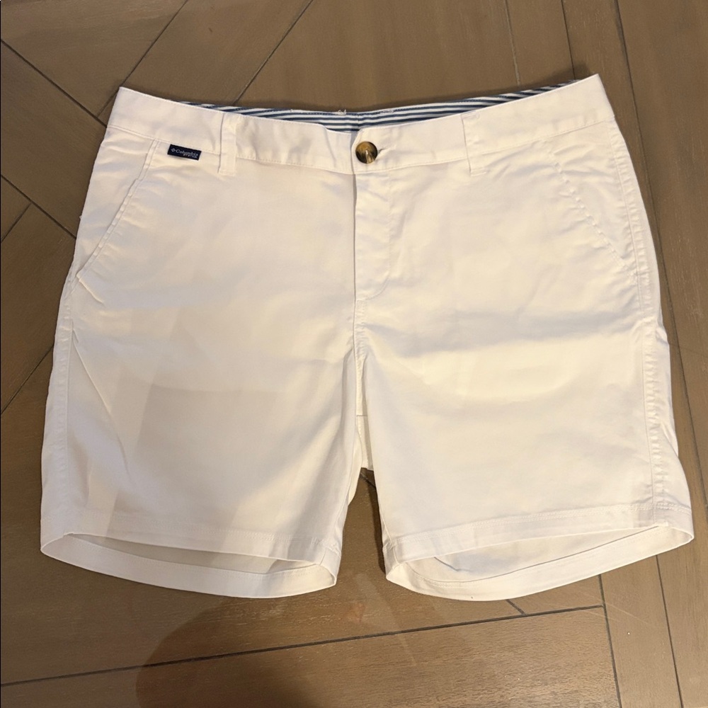 Columbia PFG Women’s White Shorts Size 12